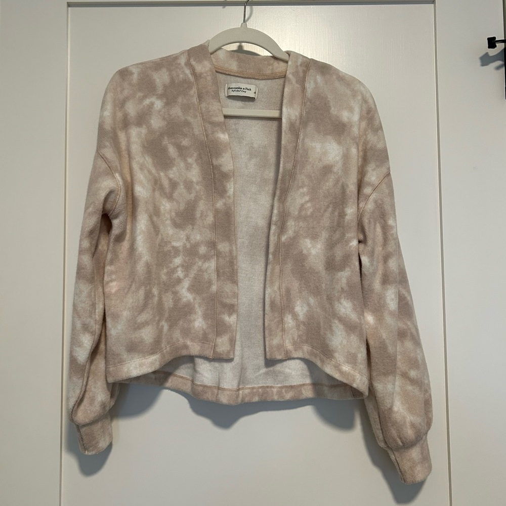 Abercrombie super soft cardigan